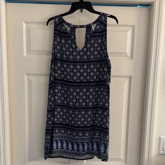 Old Navy Dresses & Skirts - Old Navy Navy Blue & White Paisley Floral Sleeveless Shift Dress Petite Large L
